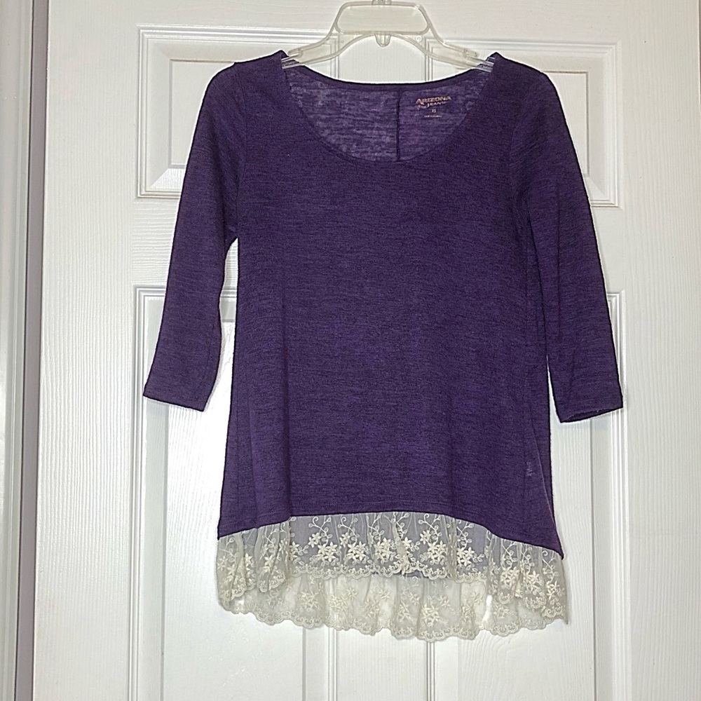 💜 XS Laced Bottom Arizona Blouse 💜